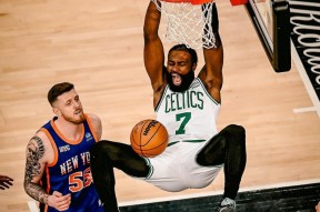 NG28-塔图姆关键节点连败，加拿大队带队取胜！的简单介绍