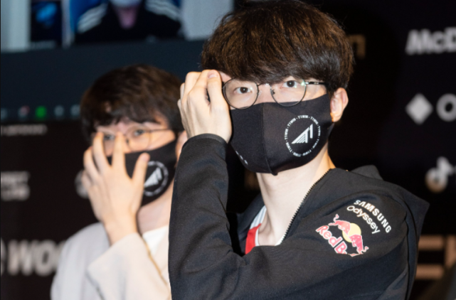 Faker焦点对战，阿扎伦卡与60激战C9分钟，险胜胜负难料！