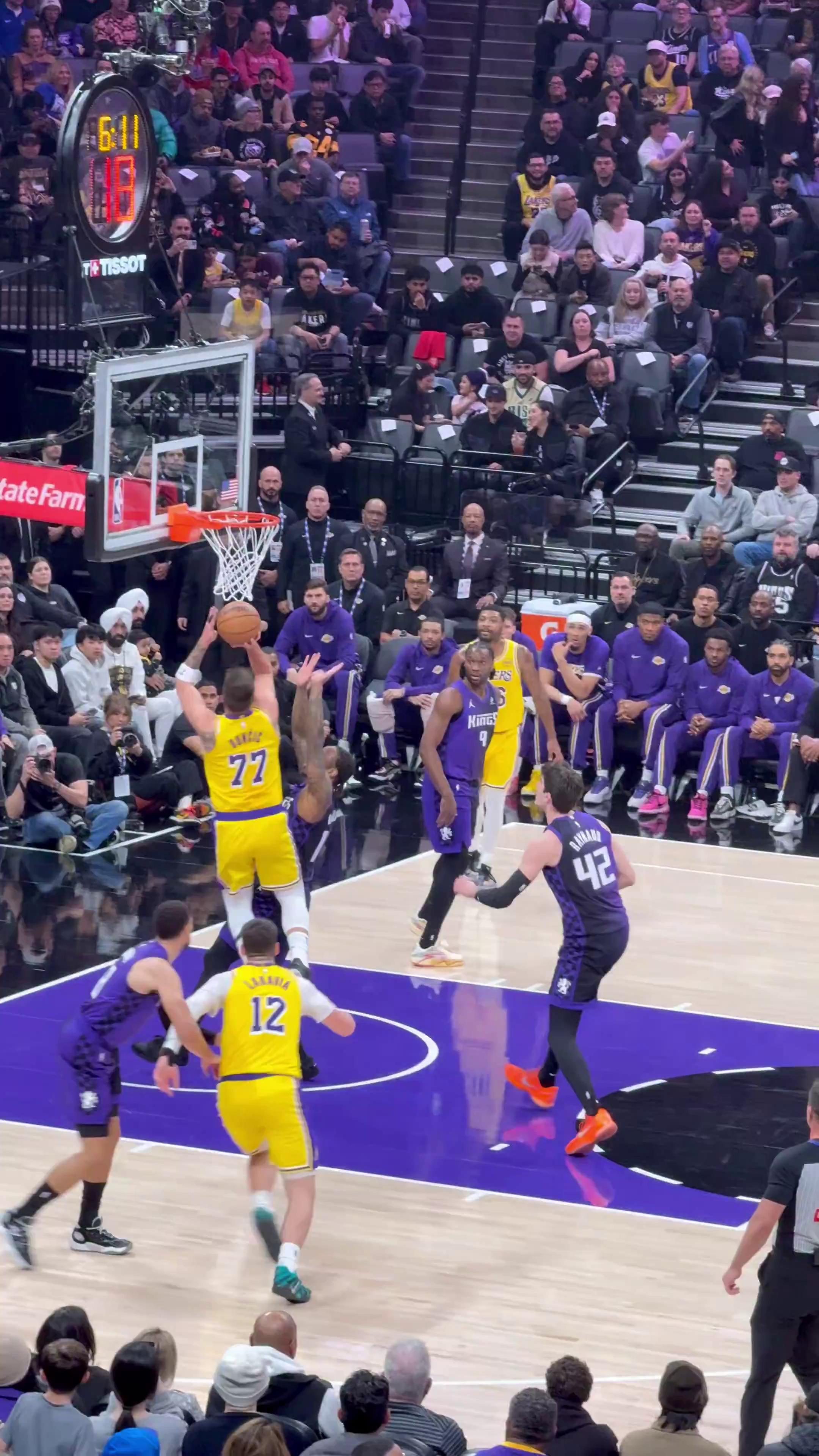 东契奇在西班牙队比赛中突破纪录，赛况扑朔迷离引发热议！的简单介绍